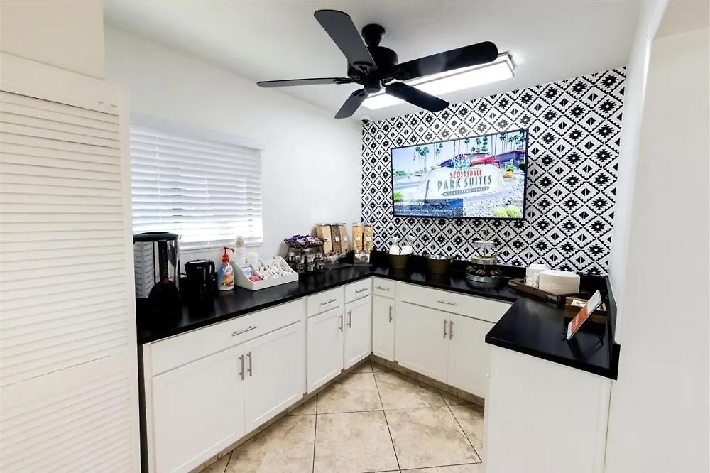 דירה סקוטסדייל 114 Fully Furnished 1Br Suite-Prime Location